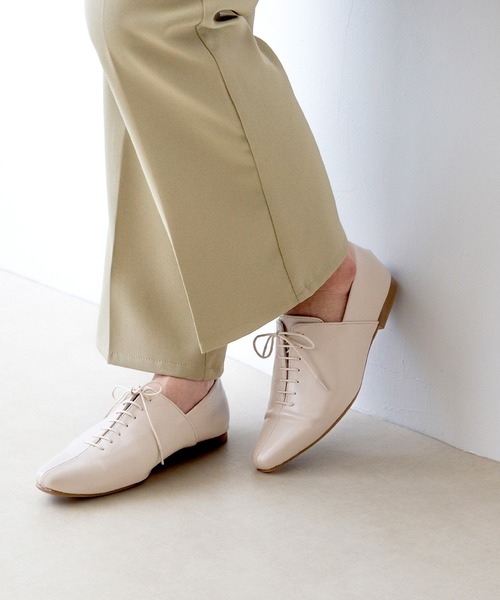menue（メヌエ）の「ポインテッドトゥソフトレースアップシューズ（ドレスシューズ・レディース・ブラック/ベージュ/ライトブルー/アイボリー・L/S/3L/XS/LL/M）」の9枚目の写真