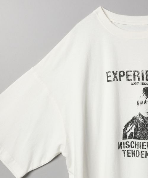 JEANASIS（ジーナシス）の「USEDグラフィックロックTEE/125647（Tシャツ/カットソー・レディース・ホワイト/ブラック/グレー・FREE）」の6枚目の写真