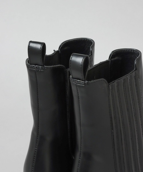 HARE（ハレ）の「メタルトゥサイドゴアブーツ(HARE)（ブーツ・レディース・ブラック・MEDIUM/LARGE）」の3枚目の写真
