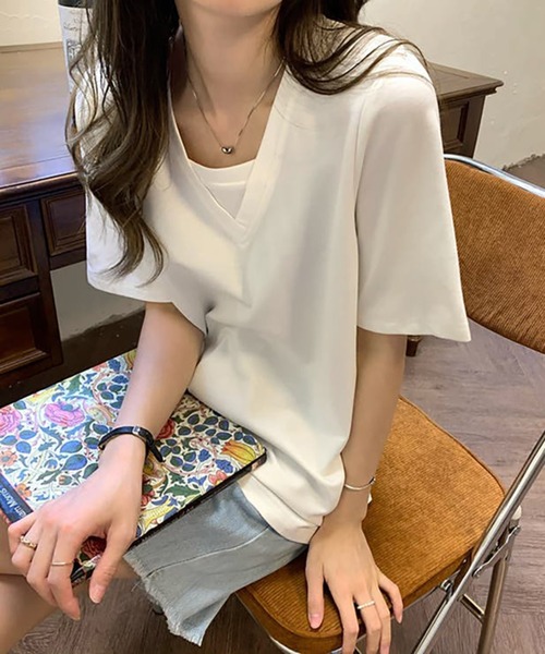 Ulysses（ユリシス）の「Vネック重ね着デザインTシャツ（Tシャツ/カットソー・レディース・ホワイト/ブラック/グリーン/ブルーグレー・F）」の9枚目の写真