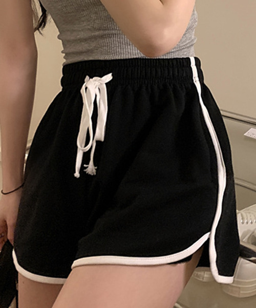 DAY CLOSET（デイ クローゼット）の「レディース ライン柄スポーティースウェットショートパンツ（スウェットパンツ・レディース・ホワイト/ブラック/ネイビー/グレー/ピンク/グリーン・ONE SIZE）」の9枚目の写真