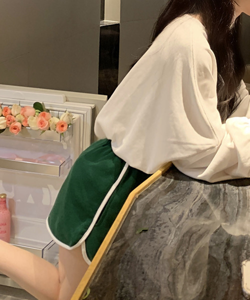 DAY CLOSET（デイ クローゼット）の「レディース ライン柄スポーティースウェットショートパンツ（スウェットパンツ・レディース・ホワイト/ブラック/ネイビー/グレー/ピンク/グリーン・ONE SIZE）」の20枚目の写真