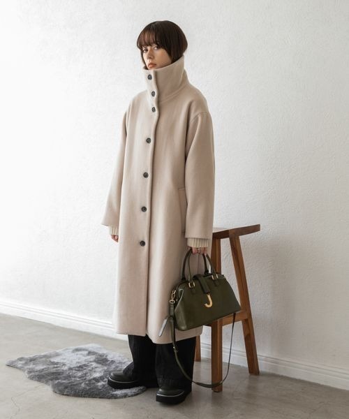 JEANASIS（ジーナシス）の「メタルJダレスボストン/162839（ボストンバッグ・レディース・ホワイト/ブラック/カーキ・FREE）」の7枚目の写真