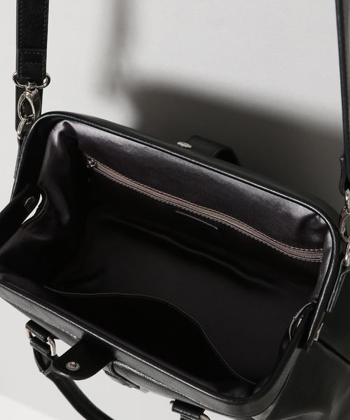 JEANASIS（ジーナシス）の「メタルJダレスボストン/162839（ボストンバッグ・レディース・ホワイト/ブラック/カーキ・FREE）」の6枚目の写真