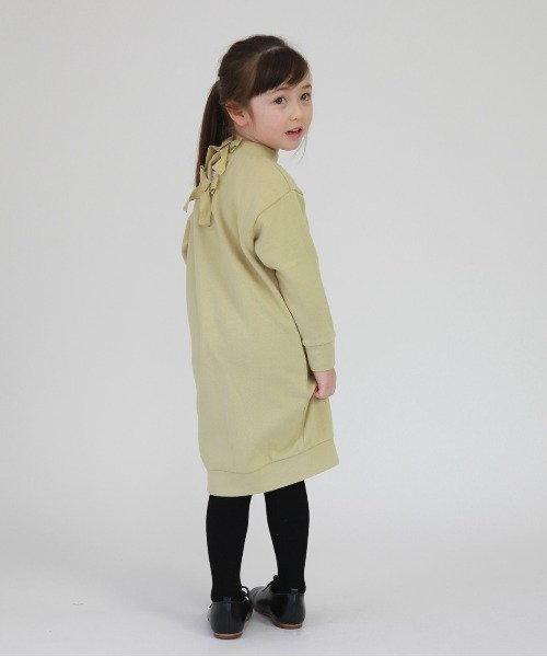 FITH（フィス）の「エアリー裏毛 バックリボン 長袖 ひざ丈 ワンピース（ワンピース・キッズ・グレー/グリーン/ブラック/ホワイト・80/90/100/110/120）」の9枚目の写真