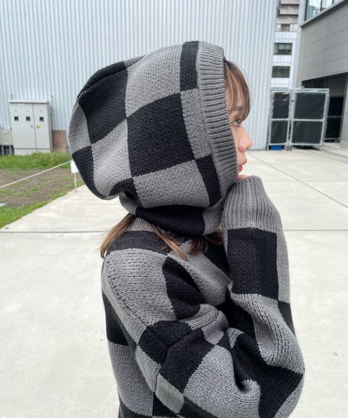 WHO'S WHO gallery（フーズフーギャラリー）の「チェッカーバラクラバ（ニットキャップ/ビーニー・レディース・サックスブルー/チャコールグレー×ブラック/ホワイト×ライム・FREE）」の7枚目の写真