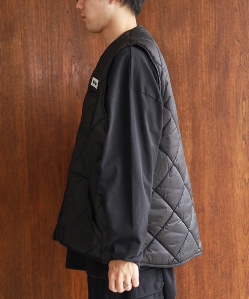 RAGEBLUE（レイジブルー）の「キルティングワッペンベスト（ダウンベスト・メンズ・ブラック/グリーン・LARGE/MEDIUM）」の11枚目の写真