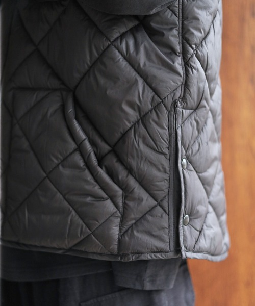 RAGEBLUE（レイジブルー）の「キルティングワッペンベスト（ダウンベスト・メンズ・ブラック/グリーン・LARGE/MEDIUM）」の20枚目の写真