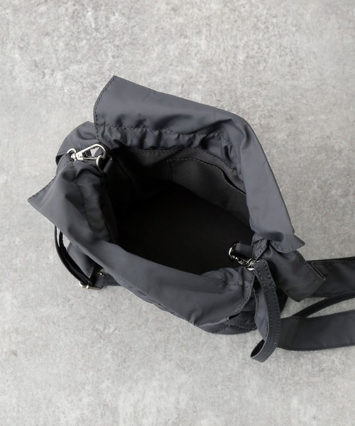 mysty woman(ミスティウーマン)の「キルティングショルダーBAG 174224(ショルダーバッグ・レディース・アイボリー/チャコールグレー/スカイブルー・FREE)」の10枚目の写真