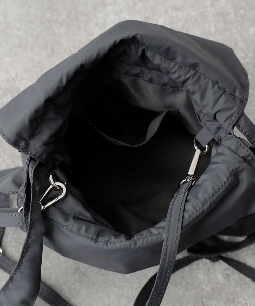 mysty woman(ミスティウーマン)の「キルティングショルダーBAG 174224(ショルダーバッグ・レディース・アイボリー/チャコールグレー/スカイブルー・FREE)」の19枚目の写真