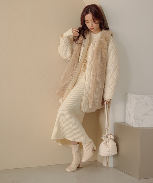 mysty woman(ミスティウーマン)の「キルティングショルダーBAG 174224(ショルダーバッグ・レディース・アイボリー/チャコールグレー/スカイブルー・FREE)」の22枚目の写真
