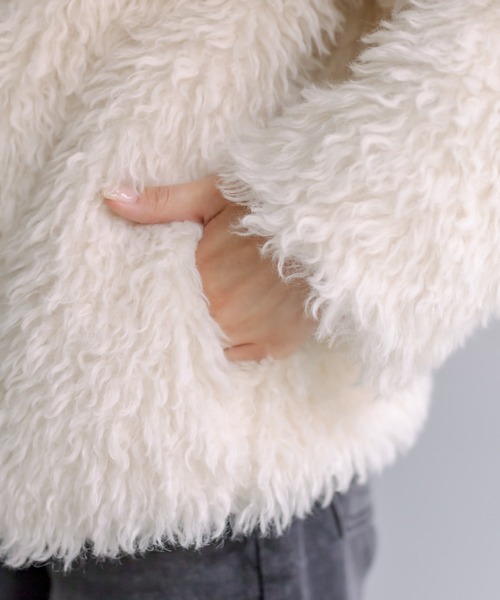 PUAL CE CIN（ピュアルセシン）の「チベットライクファージャケット（ノーカラージャケット・レディース・アイボリー/グレー・FREE）」の5枚目の写真