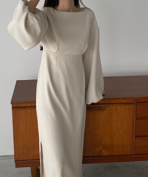 Louere（ルエレ）の「パフスリーブIラインワンピース（ワンピース・レディース・ベージュ/ブラック/アイボリー/チャコール/モカ/ブラウン・SMALL/MEDIUM/LARGE/X-LARGE）」の12枚目の写真