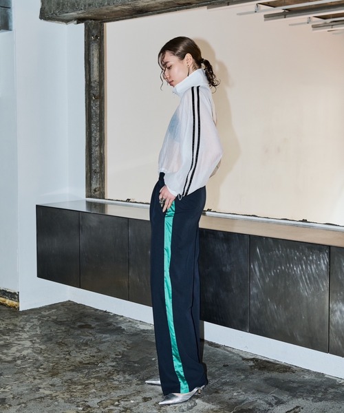 AIC.（エーアイシー）の「再入荷 サイドラインスラックスパンツ