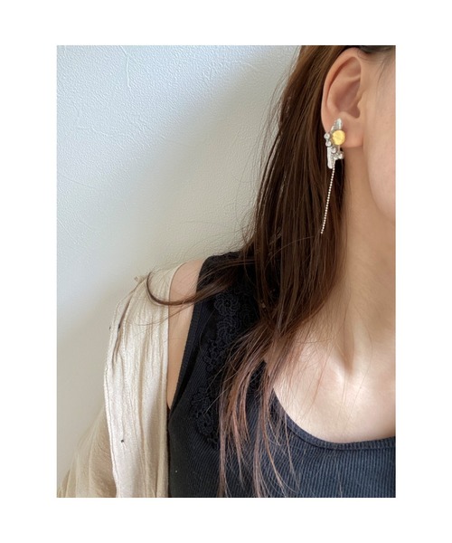 tone（トーン）の「【Chesara】スティックパールイヤリング(MA)（イヤリング・レディース・ホワイト・FREE）」の3枚目の写真