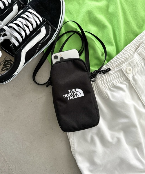 THE NORTH FACE（ザノースフェイス）の「国内未発売 THE NORTH FACE(ザ・ノースフェイス)/ミニバッグ ミニショルダー スマホショルダー 財布 ポーチ サコッシュ/SIMPLE MINI BAG（ショルダーバッグ・レディース・レッド/チャコールグレー/クリーム/ブラック/グリーン/ブラック系その他/ライトベージュ/カーキ/ピンク・FREE）」の20枚目の写真