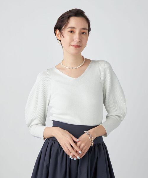 NOLLEY’S Sophi（ノーリーズソフィ）の「《手洗い可能》リブパワショルVネックプルオーバーニット（ニット/セーター・レディース・ベビーピンク/シルバー/オフホワイト/イエロー・38）」の4枚目の写真