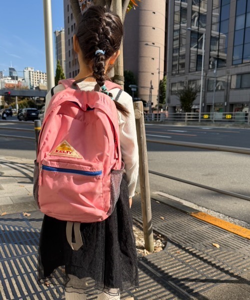 KELTY(ケルティ)の「小学校低学年生サイズ【KELTY】BIG CHILD DAYPACK(バックパック/リュック・キッズ・ライトブルー/ライトピンク/マスタード/ターコイズブルー/ブルー/レッド/ブラック/ネイビー/レオパード・FREE)」の18枚目の写真