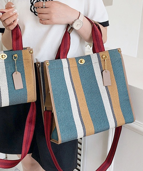 florist（フローリスト）の「【2size展開】【3way】レトロストライプキャンバストートバッグ/ショルダーバッグ（トートバッグ・レディース・ホワイト系6/ホワイト系1/グリーン系2/ホワイト系2/イエロー系2/ホワイト系5/レッド系2/ホワイト系3/グリーン系1/ブラック系2/レッド系1/ブラック系1/ホワイト系4/イエロー系1・S/M）」の9枚目の写真