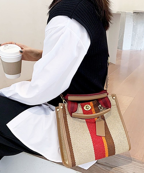 florist（フローリスト）の「【2size展開】【3way】レトロストライプキャンバストートバッグ/ショルダーバッグ（トートバッグ・レディース・ホワイト系6/ホワイト系1/グリーン系2/ホワイト系2/イエロー系2/ホワイト系5/レッド系2/ホワイト系3/グリーン系1/ブラック系2/レッド系1/ブラック系1/ホワイト系4/イエロー系1・S/M）」の14枚目の写真