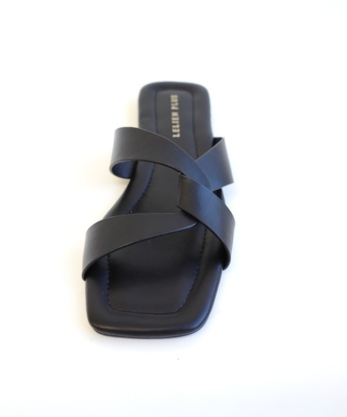 AmiAmi（アミアミ）の「スクエアトゥツイストサンダル/フラットヒール（サンダル・レディース・グレイッシュベージュ/ブラック/アイボリー/キャメル/ゴールド/ブラウン/レッド/ガンメタ・LL/S/M/L）」の12枚目の写真