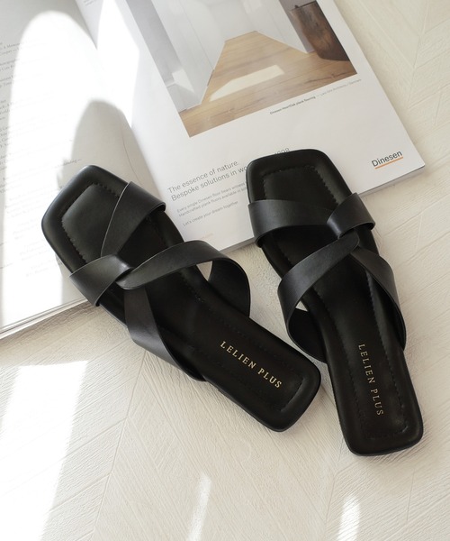 AmiAmi（アミアミ）の「スクエアトゥツイストサンダル/フラットヒール（サンダル・レディース・グレイッシュベージュ/ブラック/アイボリー/キャメル/ゴールド/ブラウン/レッド/ガンメタ・LL/S/M/L）」の9枚目の写真