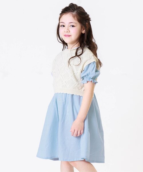 Seraph（セラフ）の「ベスト付きワンピース（シャツワンピース・キッズ・オフホワイト/サックスブルー・110/95/130/80/90/120/100/140）」の2枚目の写真