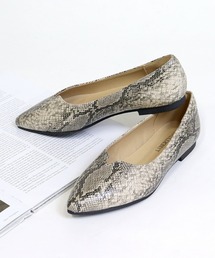 Liberty doll / Vカット フラットパンプス レディース ポインテッドトゥ ぺたんこパンプス クッションインソール 美脚 通勤 オフィス きれいめ 歩きやすい (1171)