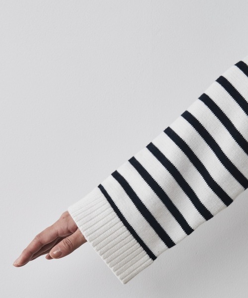 CHIC STYLE(シックスタイル)の「<大きいサイズ>綿100%Vネックワイドスリーブカーディガン シックスタイル(カーディガン/ボレロ・レディース・ブラック系/ホワイト系・LL/L/3L/5L/4L)」の22枚目の写真