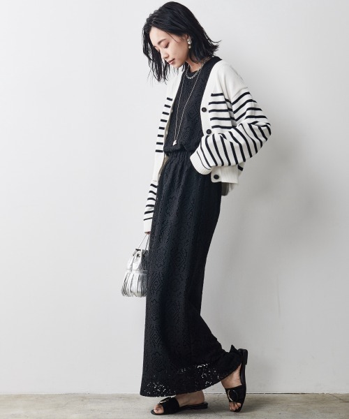 CHIC STYLE(シックスタイル)の「<大きいサイズ>綿100%Vネックワイドスリーブカーディガン シックスタイル(カーディガン/ボレロ・レディース・ブラック系/ホワイト系・LL/L/3L/5L/4L)」の16枚目の写真