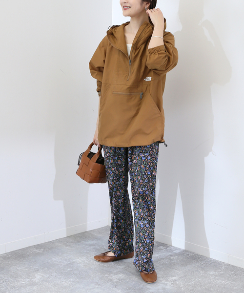 SLOBE IENA(スローブイエナ)の「【THE NORTH FACE/ノースフェイス】COMPACT ANORAKブルゾン(ブルゾン・レディース・ブラック/ベージュ系その他/キャメル・FREE)」の14枚目の写真