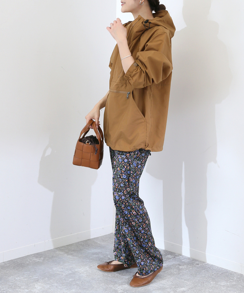 SLOBE IENA(スローブイエナ)の「【THE NORTH FACE/ノースフェイス】COMPACT ANORAKブルゾン(ブルゾン・レディース・ブラック/ベージュ系その他/キャメル・FREE)」の17枚目の写真