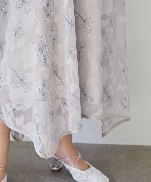 MAJESTIC LEGON（マジェスティックレゴン）の「フラワープリントジャカードスカート（スカート・レディース・アイボリー/グレー・MEDIUM）」の9枚目の写真