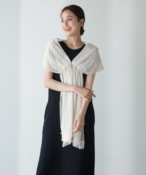 M.deux（エムドゥ）の「レース付きショール（ストール/ショール・レディース・ベージュ/グレー・MEDIUM）」の11枚目の写真