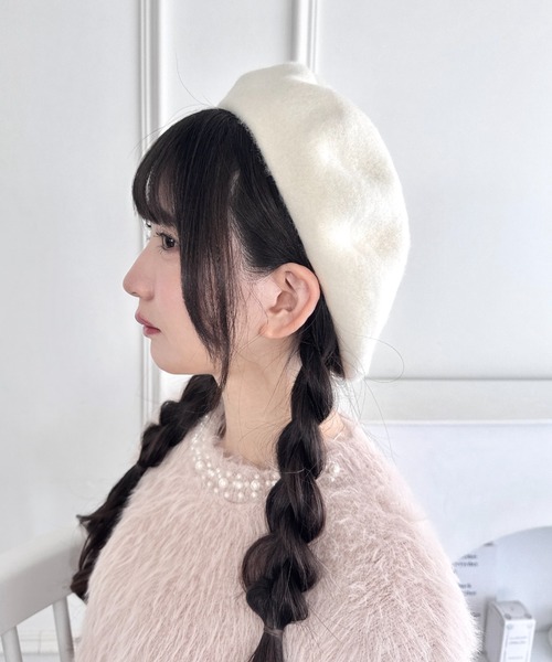 Loueme（ルエム）の「【14色展開】ベーシックベレー帽（ハンチング/ベレー帽・レディース・モカ/アイボリー/レッド/ベージュ/サックスブルー/ピンク/ライトグレー/ホワイト/ライトグリーン/ブラック/ピンク系その他/ブラウン/チャコールグレー/イエロー/ラベンダー/グレー/ネイビー・FREE）」の20枚目の写真