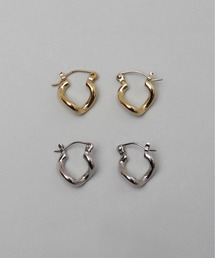 金属アレルギー対応「ieLS] ステンレス　ツイストフープピアス