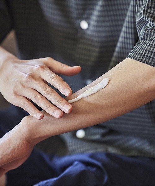 ［TEZORO］オールインワンボディクリーム（ボディケア/ボディクリーム）｜EVEN（イーブン）