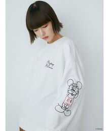 Disney（ディズニー）の「【Disney】ミッキー＆ミニー/ エンブロイダリーオーバースウェット（スウェット・レディース）」