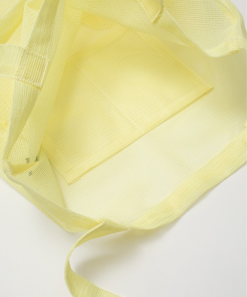 junes（ジュネス）の「JUNES  MARKET TOTE  in Bio-knit（トートバッグ・レディース・アイボリー/ブルー/ラベンダー/イエロー・FREE）」の16枚目の写真