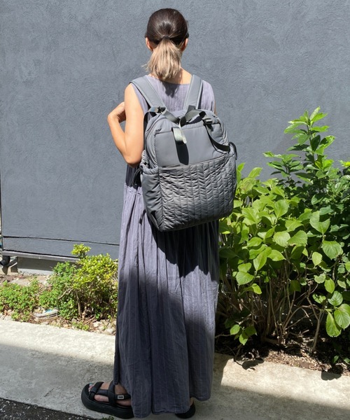 SOLPRESA（ソルプレーサ）の「●【弱撥水加工】１３ポケット軽量3WAY キルティングリュック（バックパック/リュック・レディース・チャコールグレー/カーキ/ブラック/グレイッシュベージュ/ホワイト・ONE SIZE）」の15枚目の写真