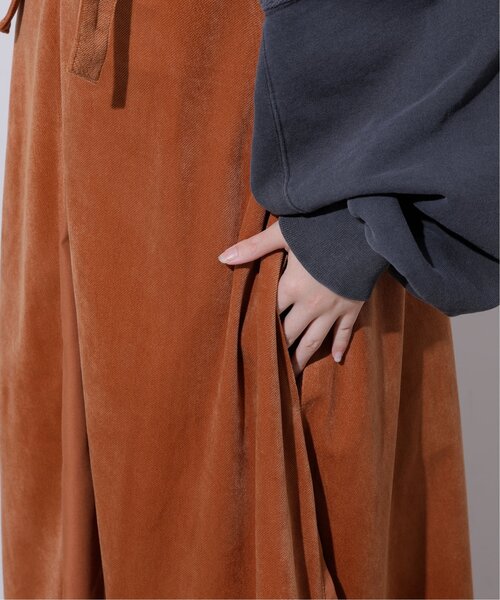 DOUBLE NAME（ダブルネーム）の「ベロア異素材2WAYキャミワンピース（ワンピース・レディース・オレンジ/ネイビー/グレイッシュベージュ・FREE）」の21枚目の写真