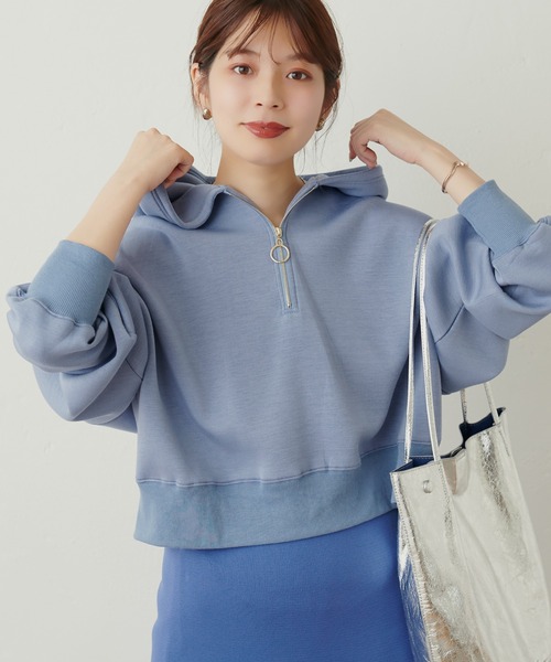 natural couture（ナチュラルクチュール）の「ハーフZIPダンボールショート丈プルパーカー（パーカー・レディース・ブラック/オフホワイト/ブルー/ベージュ・FREE）」の22枚目の写真