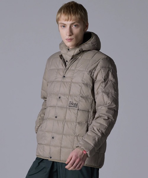 Manhattan Portage（マンハッタンポーテージ）の「【UNISEX】Manhattan Portage/マンハッタンポーテージ　 ダウンバラクラバ＋ダウンジャケットセット（ダウンジャケット/コート・メンズ・ブラック/グレー/オリーブ・M/L/XL）」の4枚目の写真