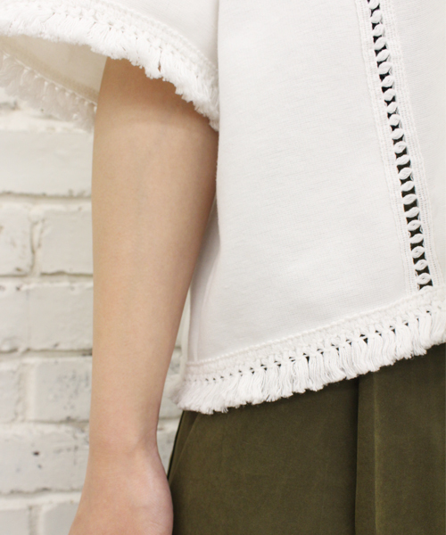 CIAOPANIC(チャオパニック)の「【Ciaopanic】 フリンジトップス(Tシャツ/カットソー・レディース・ホワイト/ブラック/カーキ・FREE)」の4枚目の写真