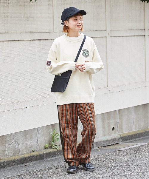 CUBE SUGAR(キューブシュガー)の「無地シャギーキャップ(キャップ・レディース・ブラック/グレイッシュベージュ・M)」の4枚目の写真