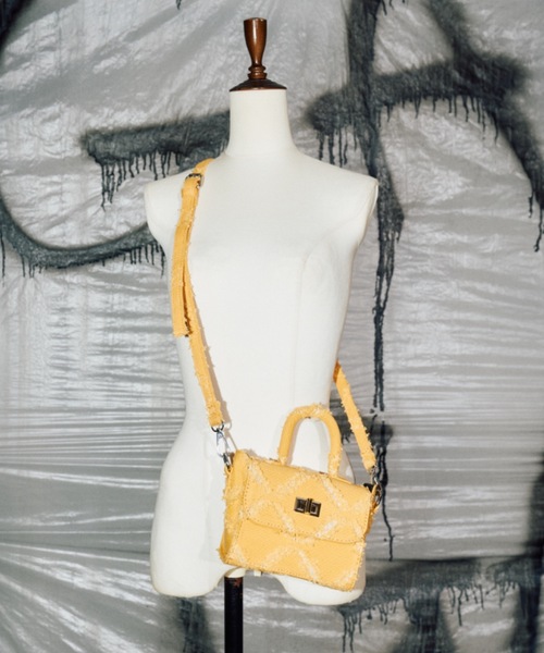 GAB GAB（ガブガブ）の「デニムBAG（ハンドバッグ・レディース・ブルー/マスタード/ネイビー/ブラック・FREE）」の7枚目の写真