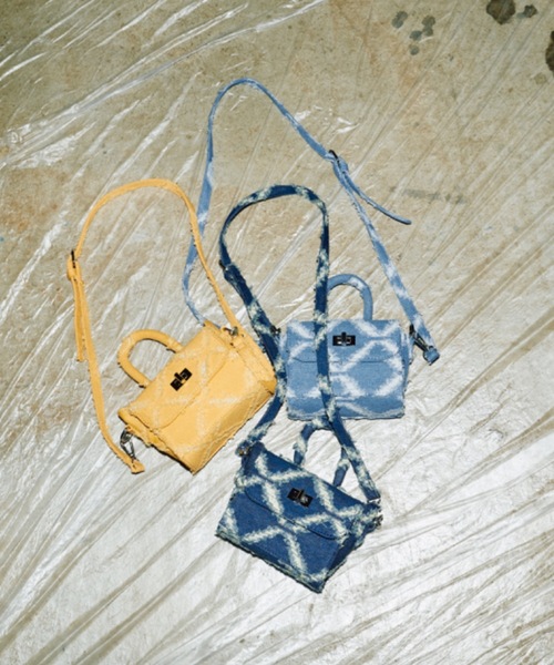 GAB GAB（ガブガブ）の「デニムBAG（ハンドバッグ・レディース・ブルー/マスタード/ネイビー/ブラック・FREE）」の8枚目の写真