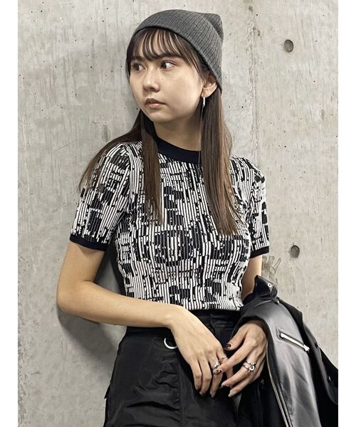 MURUA(ムルーア)の「ミックスジャガードリブトップス(ニット/セーター・レディース・ブラック/グレー/ブルー・FREE)」の19枚目の写真