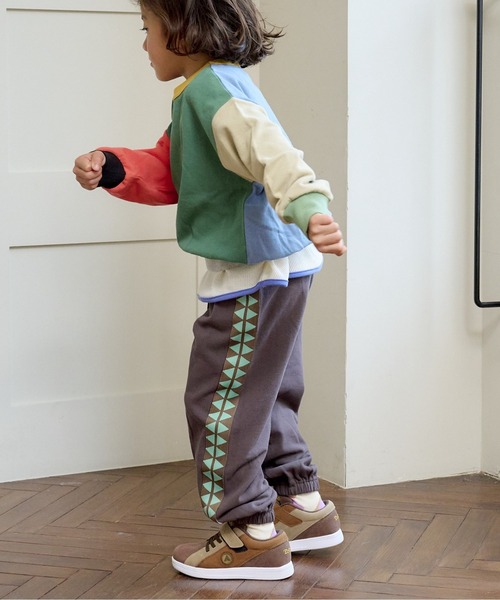 BIG FIELD（ビッグフィールド）の「トライアングルスウェットパンツ（80～150cm）（スウェットパンツ・キッズ・チャコール/ブラウン/エメラルド・100/130/140/90/120/95/150/80/110）」の4枚目の写真