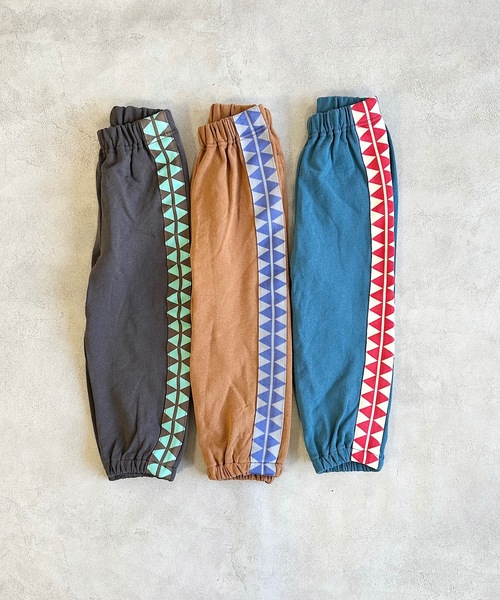 BIG FIELD（ビッグフィールド）の「トライアングルスウェットパンツ（80～150cm）（スウェットパンツ・キッズ・チャコール/ブラウン/エメラルド・100/130/140/90/120/95/150/80/110）」の18枚目の写真